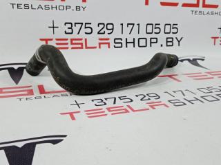 Шланги охлаждающей жидкости Tesla Model S 1 поколение 2015, 1028549-00-C