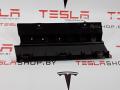 Кронштейн (крепление) коврового покрытия багажника Tesla Model S 1 поколение 2015, 1009173-00-E - фото №2