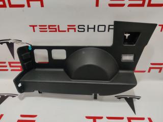 Накладка центральной панели Tesla Model X 1 поколение 2019, электро, 1035563-00-C, 1054822-00-A