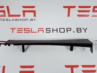 Накладка стойки А, (средняя высота) Tesla Model S 1 поколение 2015, 1007711-00-C