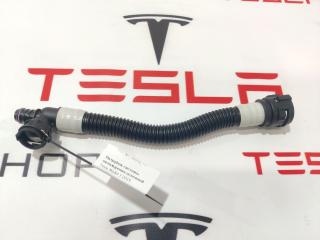 Патрубок системы охлаждения основной батареи Tesla Model 3 1 поколение 2019, электро, 1077576-00-E