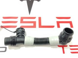 Патрубок системы охлаждения основной батареи Tesla Model 3 1 поколение 2019, электро, 1077576-00-E, 1077577-00-E