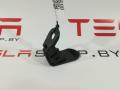 Заглушка (фиксатор) крепления подкапотного бокса Tesla Model 3 1 поколение 2021, 1116003-00-C - фото №4