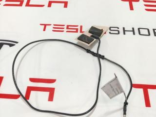 Антенна TELL зеркала наружного Tesla Model X 1 поколение 2019, электро, 1057121-00-C