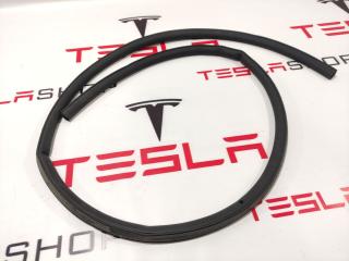 уплотнитель двери Tesla Model X 1 поколение 2019, электро, 1032739-99-D