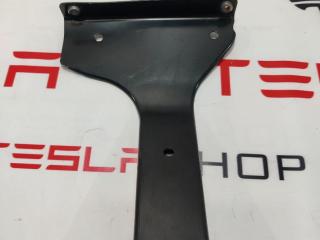 Кронштейн крепления защиты днища Tesla Model X 1 поколение 2019, электро, 1073232-00-B