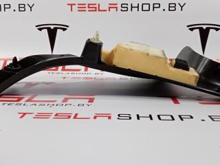 Накладка стойки С Tesla Model 3 1 поколение 2019, 1086309-00-F