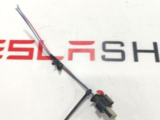 разъем (фишка) проводки Tesla Model S 1 поколение [2-й рестайлинг] 2022, 1036762-00-A