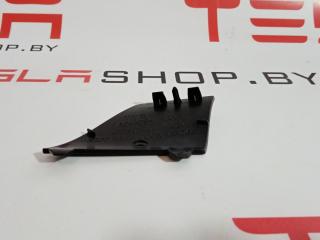 Заглушка обшивки (карты) двери Tesla Model S 1 поколение 2015, 1007998-00-E