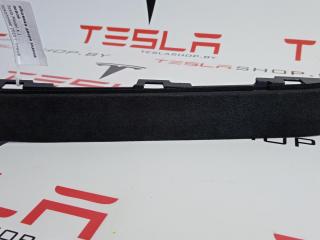 Накладка подъемной задней двери Tesla Model X 1 поколение 2020, 1055048-06-J, 1055052-00-A
