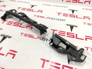 Направляющая панели багажного отделения Tesla Model X 1 поколение 2020, 1080708-00-C