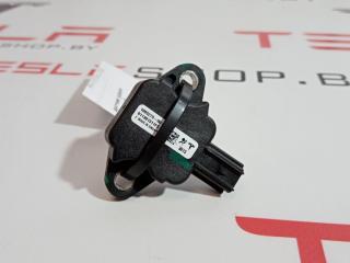 Датчик удара (давления воздуха) Tesla Model S 1 поколение 2015, 1005275-00-A