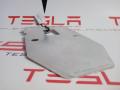Пластина дистанционная телевизор/усилитель T=1.0 мм Tesla Model S 1 поколение 2012, 1017658-00-A - фото №2
