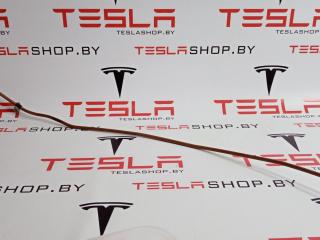 Трубка тросика привода люка Tesla Model S 1 поколение 2015, 6008697-00-A