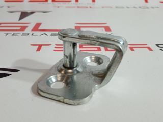 Петля замка двери Tesla Model S 1 поколение 2015, 6006618-00-A