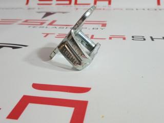 Петля замка двери Tesla Model S 1 поколение 2015, 6006618-00-A