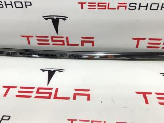 молдинг двери задней правой Tesla Model X 1 поколение 2019, 1032168-88-D