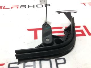 Уплотнитель угловой подъемной задней двери Tesla Model X 1 поколение 2019, 1049386-00-C, 1473350-00-C
