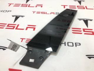 Накладка стойки B, наружная Tesla Model S 1 поколение [рестайлинг] 2019, 1092306-00-B, 1069104-00-B