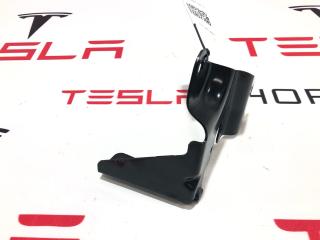 Кронштейн сиденья 2-го ряда левый Tesla Model S 1 поколение [рестайлинг] 2019, 1006862-00-B, 148437-A