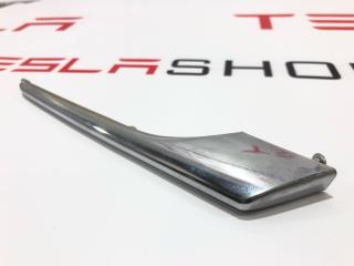 Накладка люверсы Tesla Model X 1 поколение 2019, 1049609-00-F