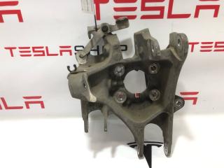 кулак задний правый Tesla Model S 1 поколение [рестайлинг] 2019, 1042507-00-A