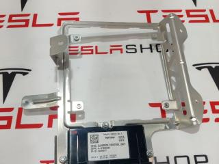 Блок управления панорамным люком Tesla Model S 1 поколение [рестайлинг] 2019, 1013496-00-F, 1007512-00-A
