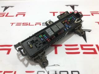 блок предохранителей Tesla Model S 1 поколение [рестайлинг] 2019, 1094405-00-D