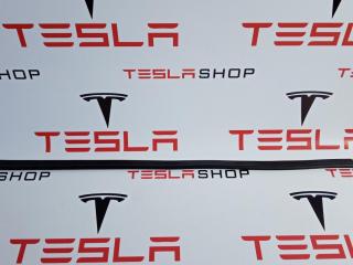 Уплотнитель подъемной задней двери Tesla Model X 1 поколение 2020, 1069010-00-B, 1069010-00-C