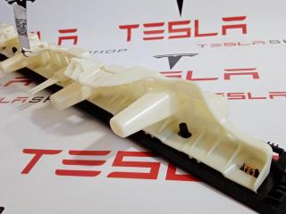 Накладка подъемной задней двери Tesla Model X 1 поколение 2020, 1055011-06-E, 1060411-00-A