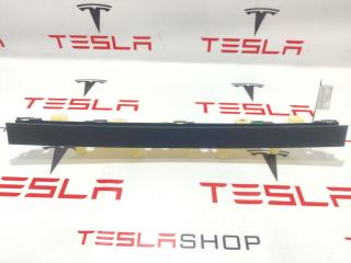 Накладка подъемной задней двери Tesla Model X 1 поколение 2016, 1055049-02-D