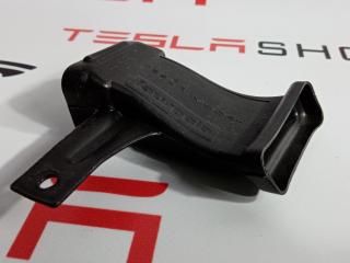 Воздуховод бокового обдува стекла Tesla Model 3 1 поколение 2019, 1100551
