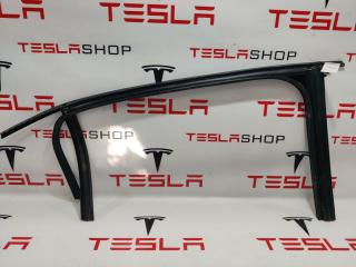 Уплотнитель стекла подъемной задней двери Tesla Model X 1 поколение 2016, 1032277-00-E, 1069520-90-H, 1484041-00-A