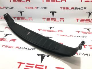 Отделка багажника пластик (под замок) Tesla Model X 1 поколение 2016, 1050389-00-C, 1035993-00-C, 1050381-00-C, 1035994-00-C