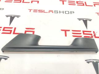 Накладка салазки сидения водит./пассаж. Tesla Model X 1 поколение 2016, 1061621-00-A
