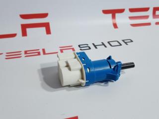 Датчик педали тормоза (лягушка) Tesla Model S 1 поколение 2015, 1005124-00-A