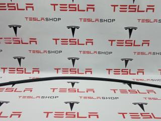 Уплотнитель (резина) пластикового каркаса панели Tesla Model S 1 поколение 2015, 1004376-00-D, 1003326-00-E