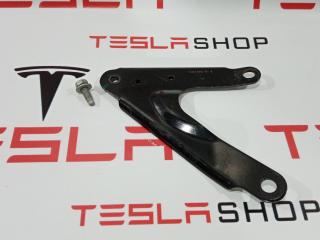 Кронштейн крепления подрамника Tesla Model S 1 поколение 2015, 6008490-00-A
