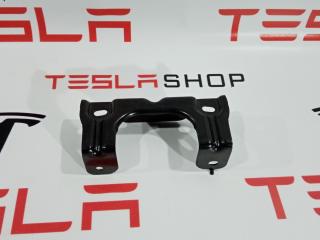 Кронштейн крепления рамы второго ряда сидений Tesla Model 3 1 поколение 2019, 1097222-00-A, 1549187-00-A
