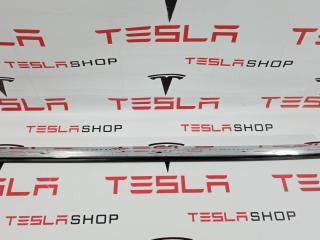молдинг двери передней правой Tesla Model S 1 поколение 2014, 1095920-00-C
