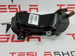 Воздуховод центральной панели Tesla Model S 1 поколение 2014, 1008282-00-A