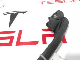 уплотнитель двери Tesla Model S 1 поколение 2015, 1005421-00-D