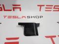 Уплотнитель передний внутренний стекла двери Tesla Model S 1 поколение 2015, 1012725-00-A - фото №4