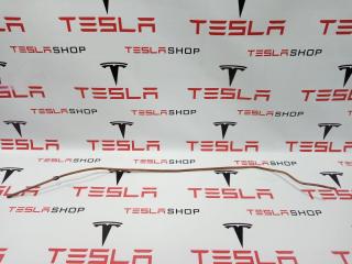 Трубка тросика привода люка Tesla Model S 1 поколение 2015, 6008697-00-A