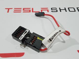 Антенна радио (фильтр) Tesla Model S 1 поколение 2015, 1012002-00-A