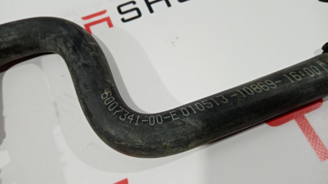 Трубка охлаждения от чарджера до шланга левого порога Tesla Model S 1 поколение 2015, 6007341-00-E - фото №1