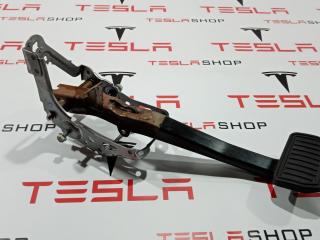 педаль тормоза Tesla Model S 1 поколение 2012, 6006455-00-A