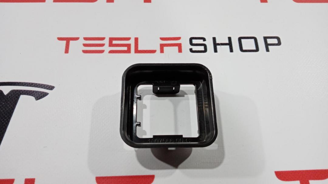 Адаптер воздуховода Tesla Model S 1 поколение 2012, 1007566-00-C - фото №1