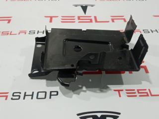 Крепление аккумулятора 12V Tesla Model S 1 поколение 2012, 1007556-00-C