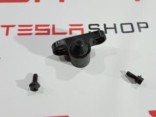 Упор крышки багажника Tesla Model S 1 поколение 2012, 1004038-00-B